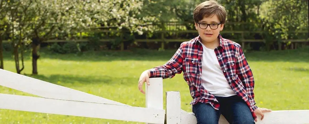 Generous fit childrens clothes uk shop